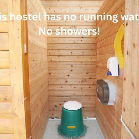 Hi Rampart Creek - Hostel 萨斯喀彻温河渡口 外观 照片