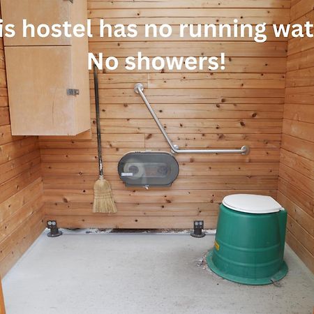 Hi Rampart Creek - Hostel 萨斯喀彻温河渡口 外观 照片